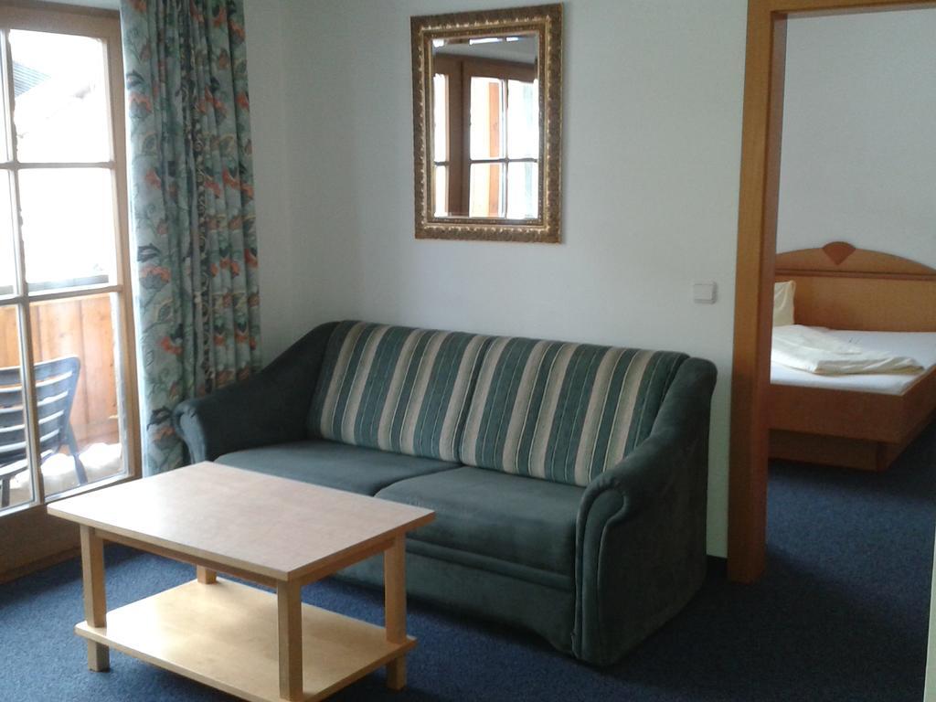 Ferienhaus Hotel Roesslwirt Kirchberg in Tirol Pokój zdjęcie
